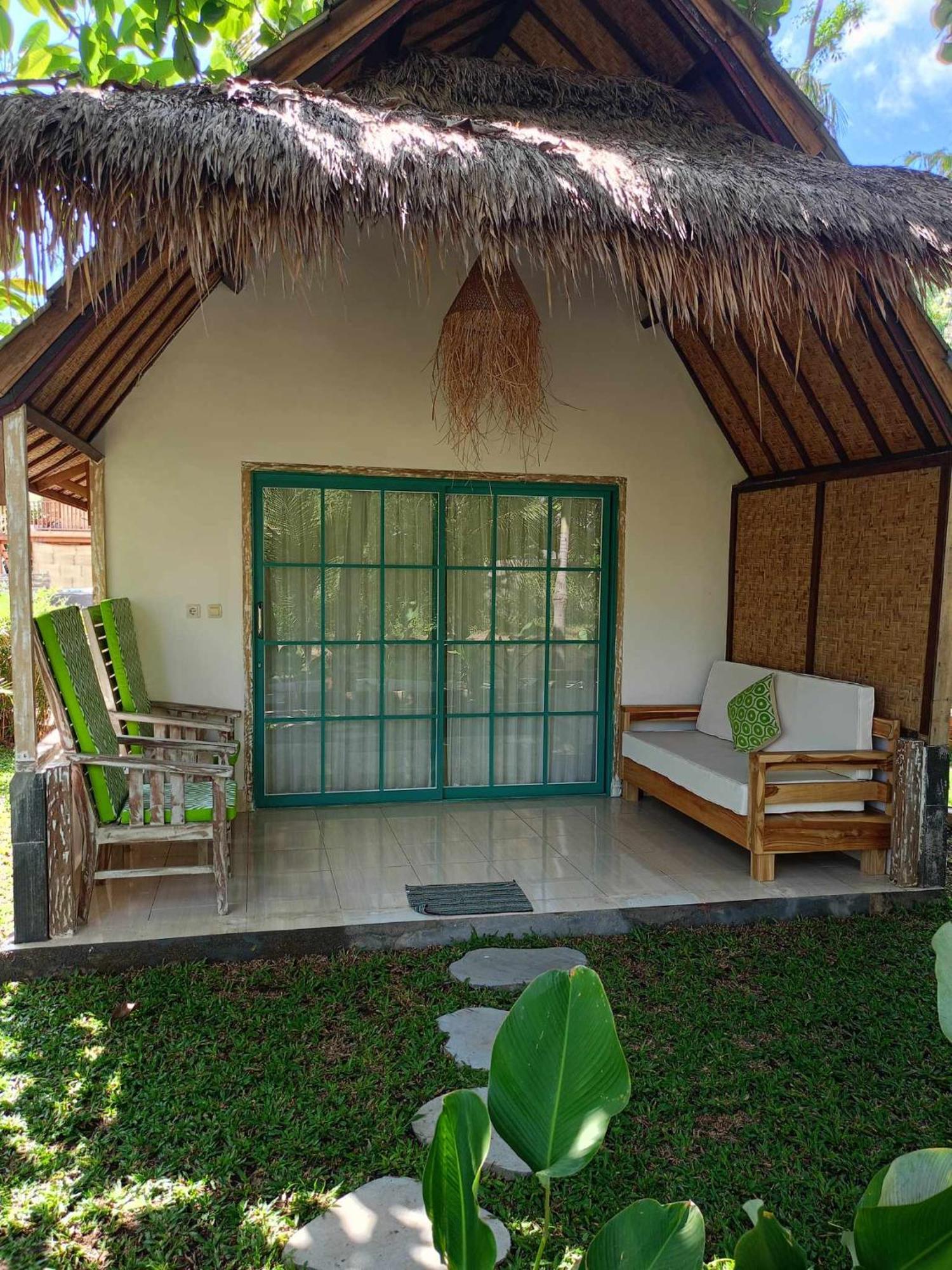 Bintang Tiga Bungalows Gili Air Exterior foto